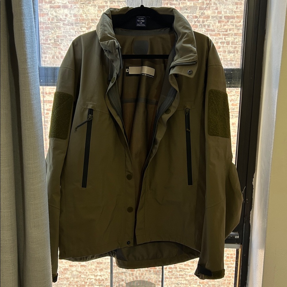 Arctery’x Leaf Gen 1 Alpha Jacket Size L